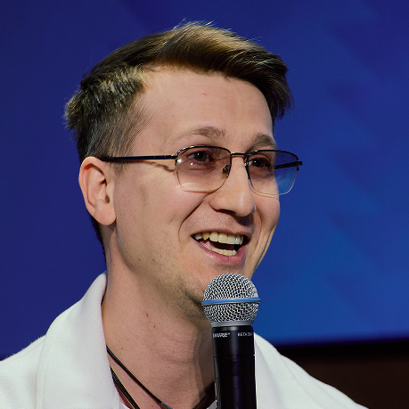 Линар Ихсанов